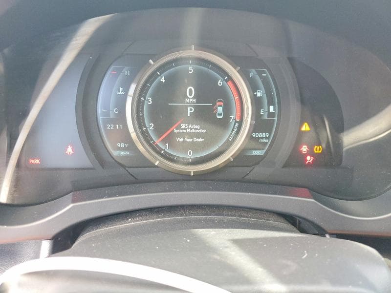 2018 LEXUS IS 300 9