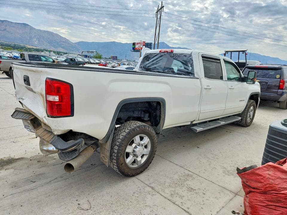 2017 GMC SIERRA SLE 3