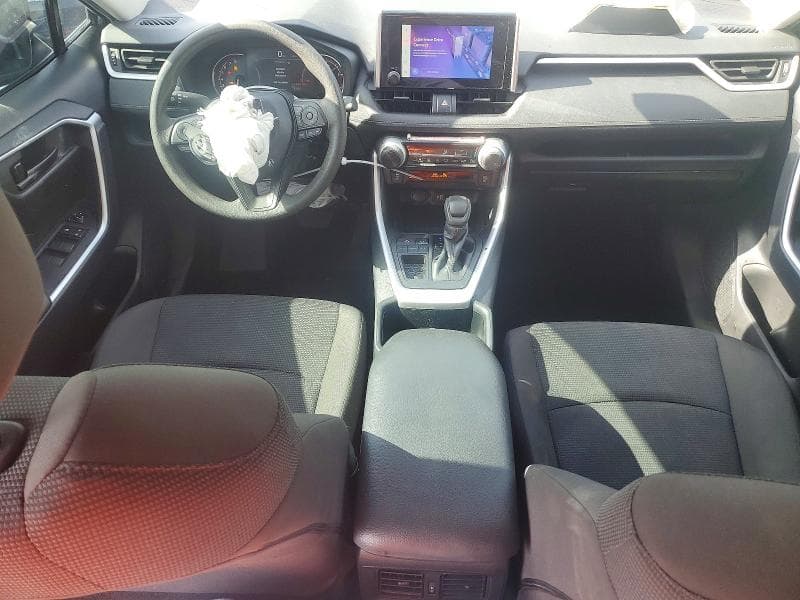 2025 TOYOTA RAV4 LE 8
