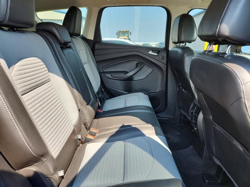 2017 FORD ESCAPE TITANIUM 10