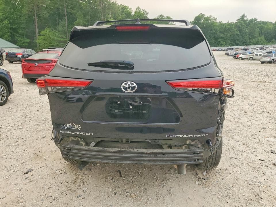 2023 TOYOTA HIGHLANDER PLATINUM 6