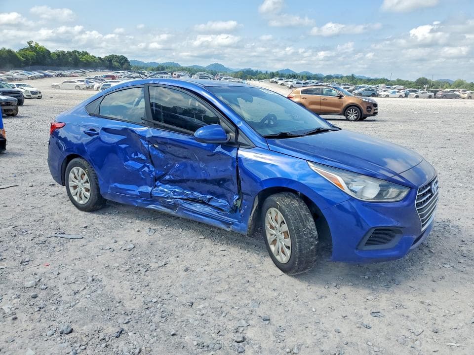 2020 HYUNDAI ACCENT SE 4