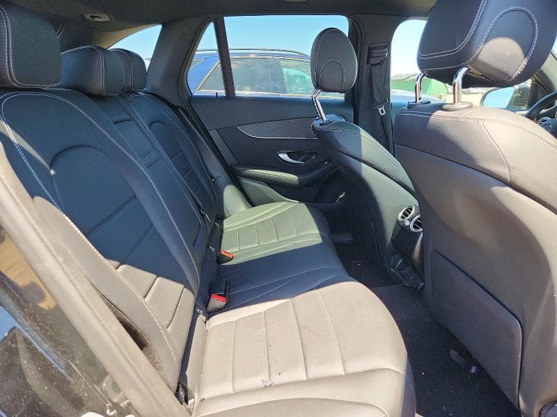 2022 MERCEDES-BENZ GLC 300 4MATIC 10