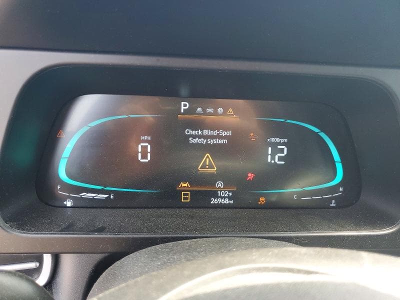 2025 HYUNDAI ELANTRA SE 9