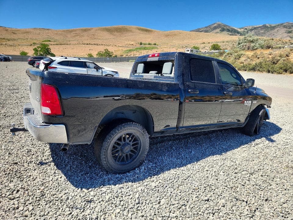 2019 RAM 1500 CLASSIC SLT 3
