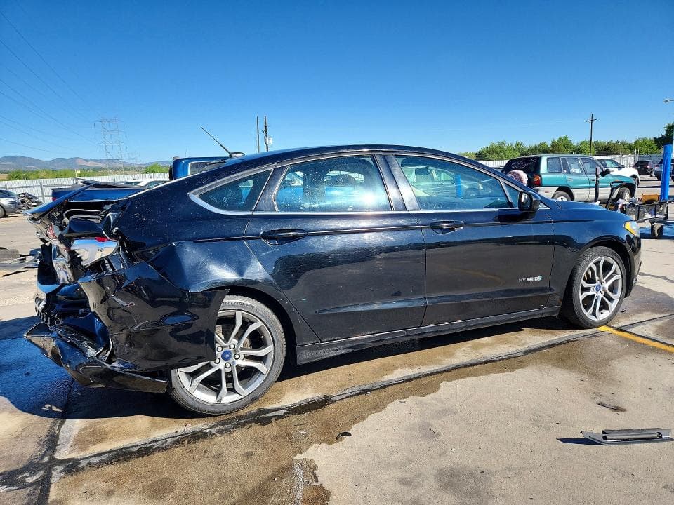 2017 FORD FUSION SE HYBRID 3