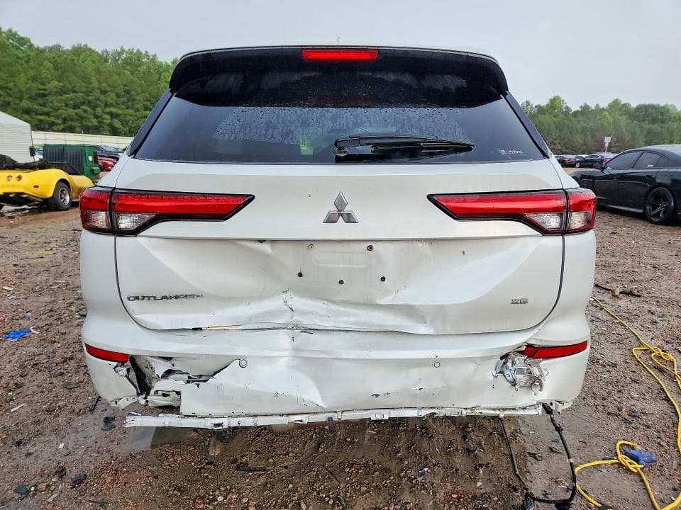 2024 MITSUBISHI OUTLANDER SE 6