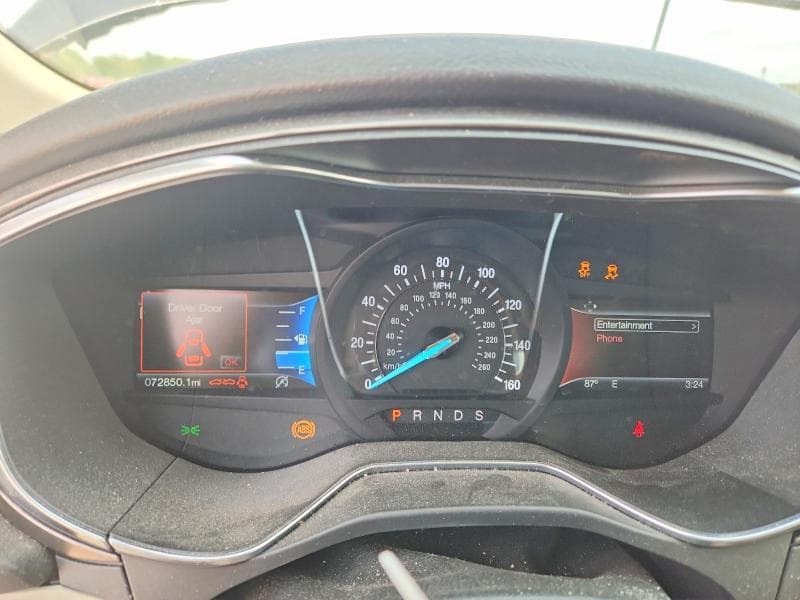 2017 FORD FUSION SE 9