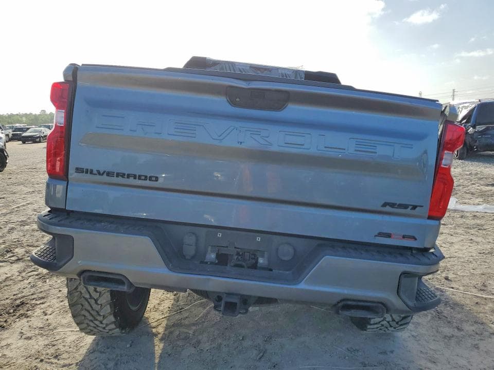 2020 CHEVROLET SILVERADO K1500 RST 6