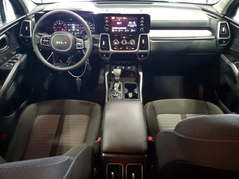 2023 KIA SORENTO LX 8