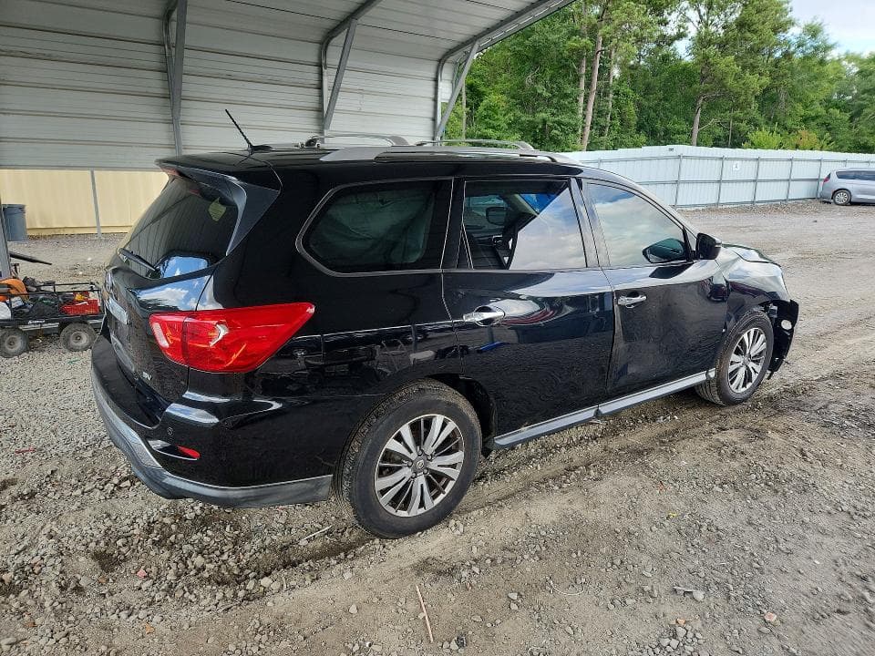 2018 NISSAN PATHFINDER SV 3