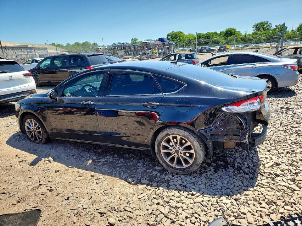 2017 FORD FUSION SE 2