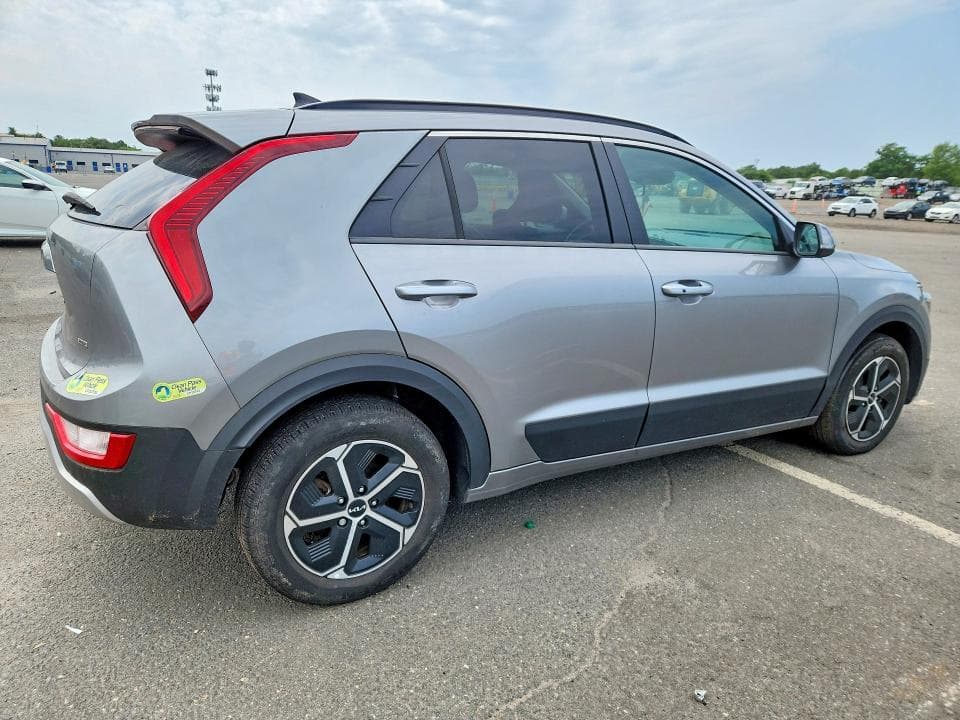 2024 KIA NIRO EX 3