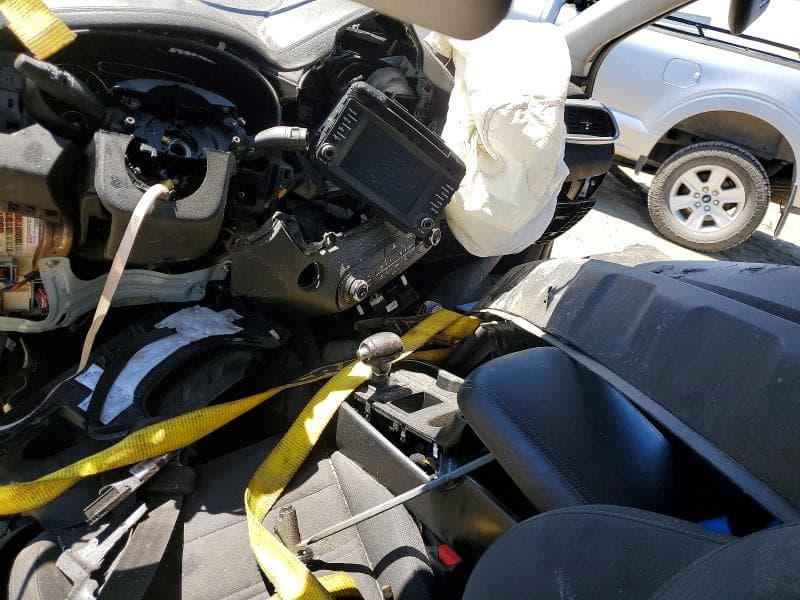 2017 KIA SORENTO LX 8