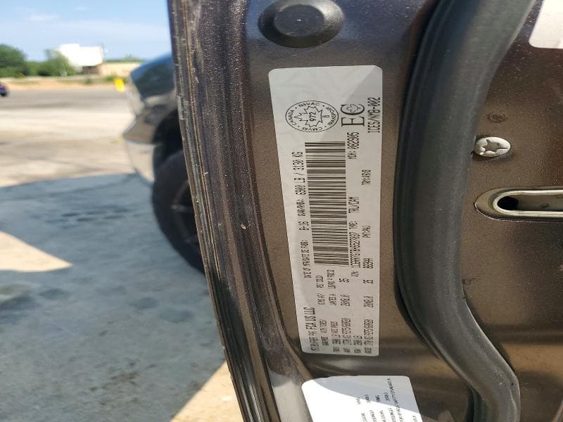 2017 RAM 1500 SLT 12