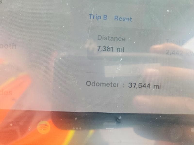 2022 TESLA MODEL Y 9