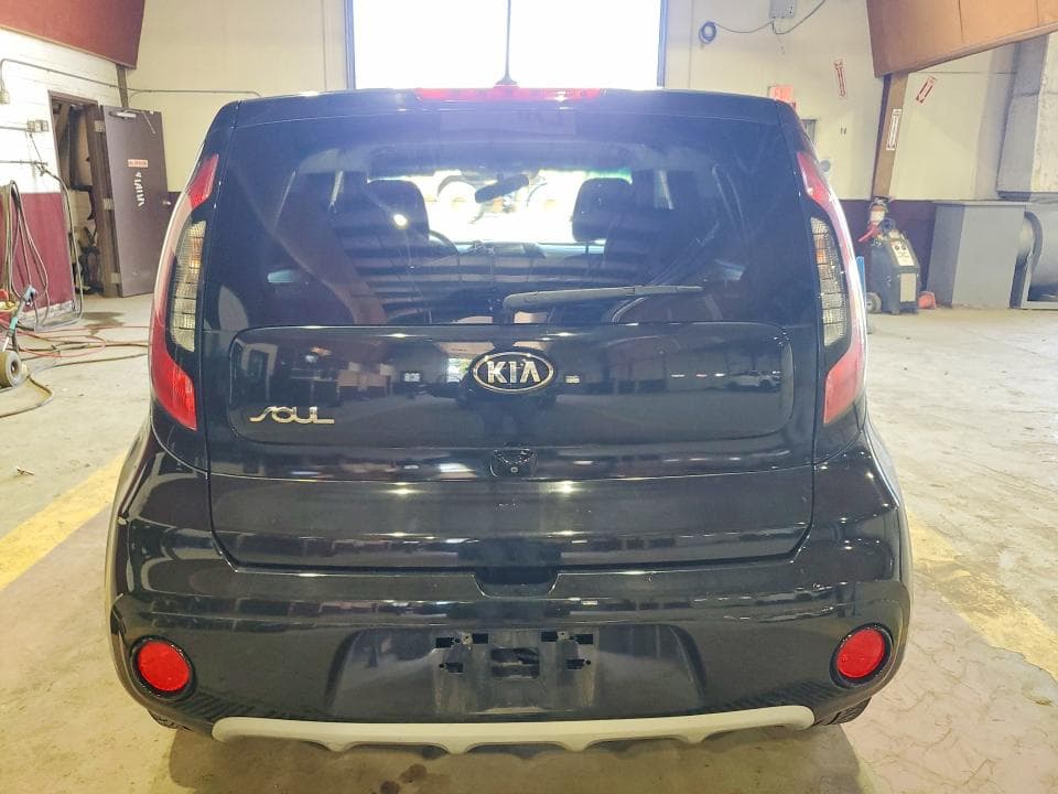 2019 KIA SOUL + 6
