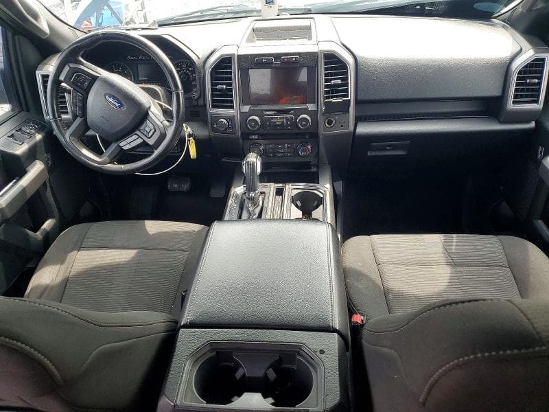 2017 FORD F150 SUPERCREW 8