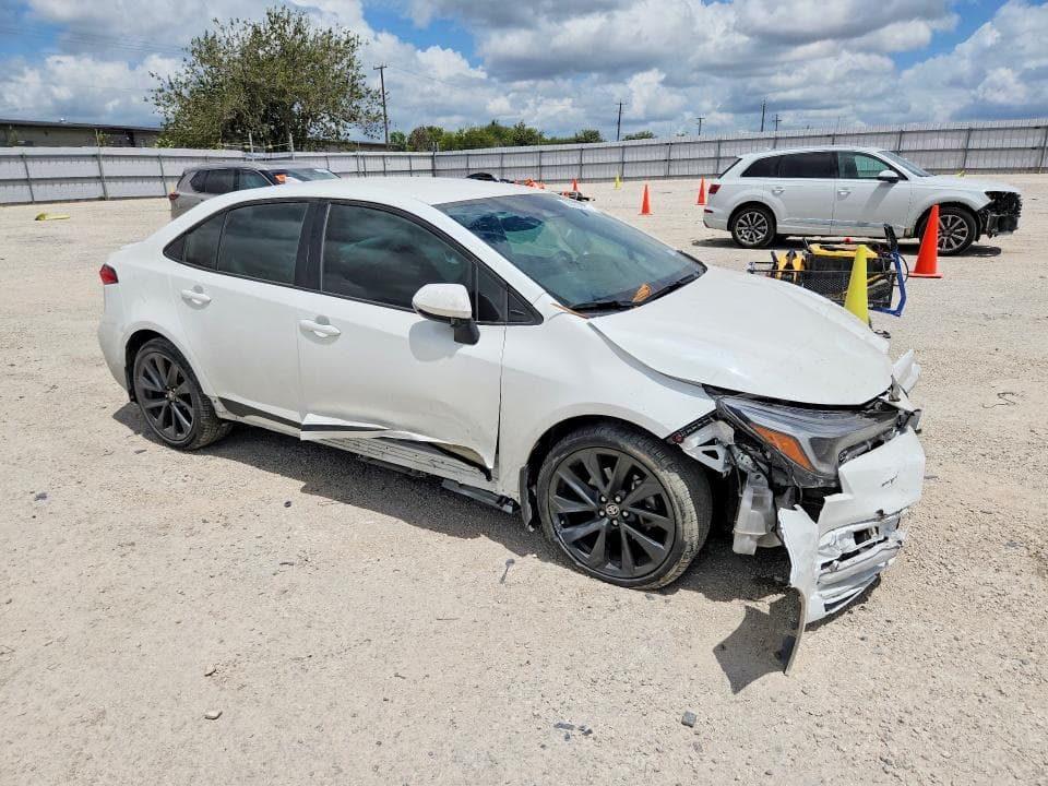 2024 TOYOTA COROLLA SE 4