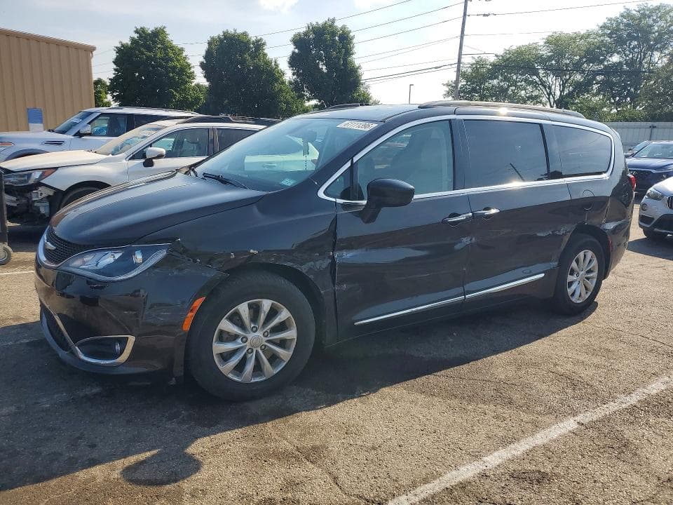 2017 CHRYSLER PACIFICA TOURING L - 1