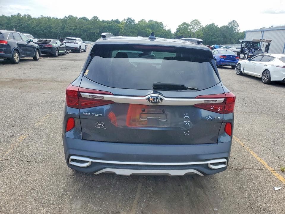2021 KIA SELTOS EX 6