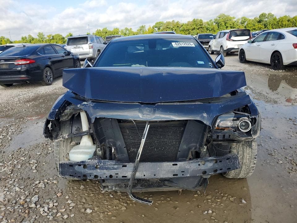 2019 CHRYSLER 300 S 5