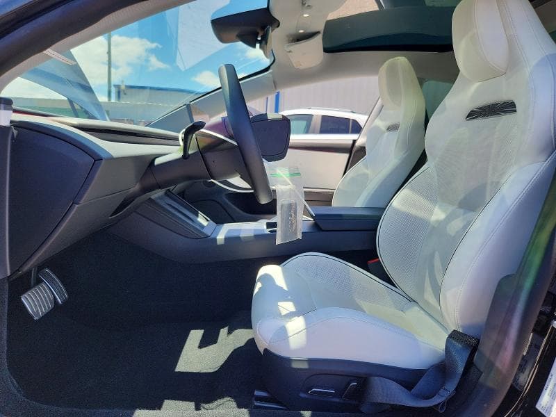 2026 TESLA MODEL 3 7