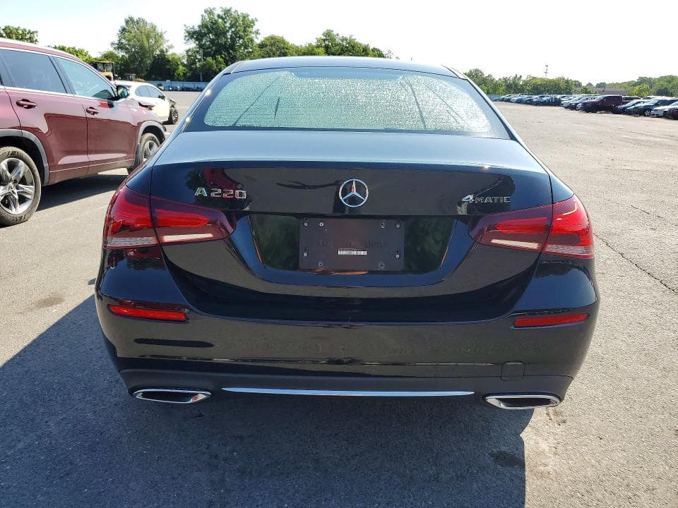 2022 MERCEDES-BENZ A 220 4MATIC 6