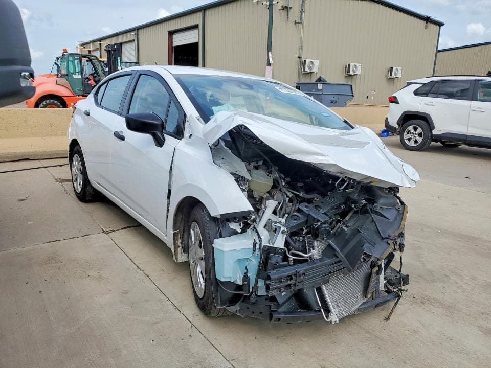 2025 NISSAN VERSA S 4