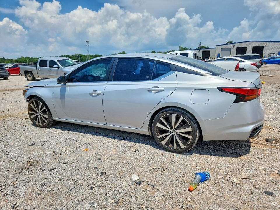 2020 NISSAN ALTIMA SR 2