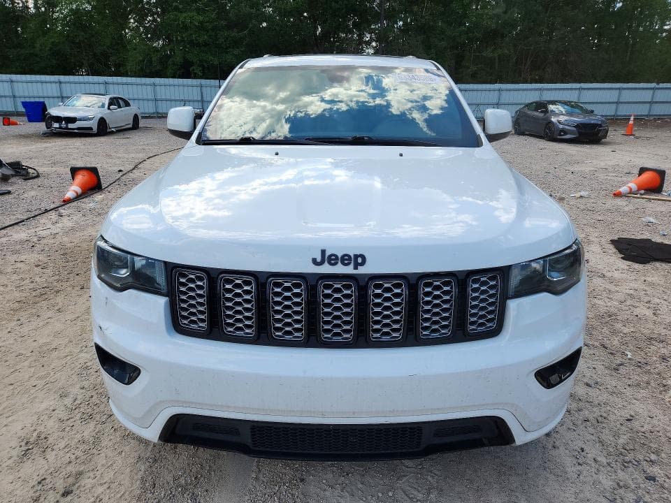 2018 JEEP GRAND CHEROKEE LAREDO 5