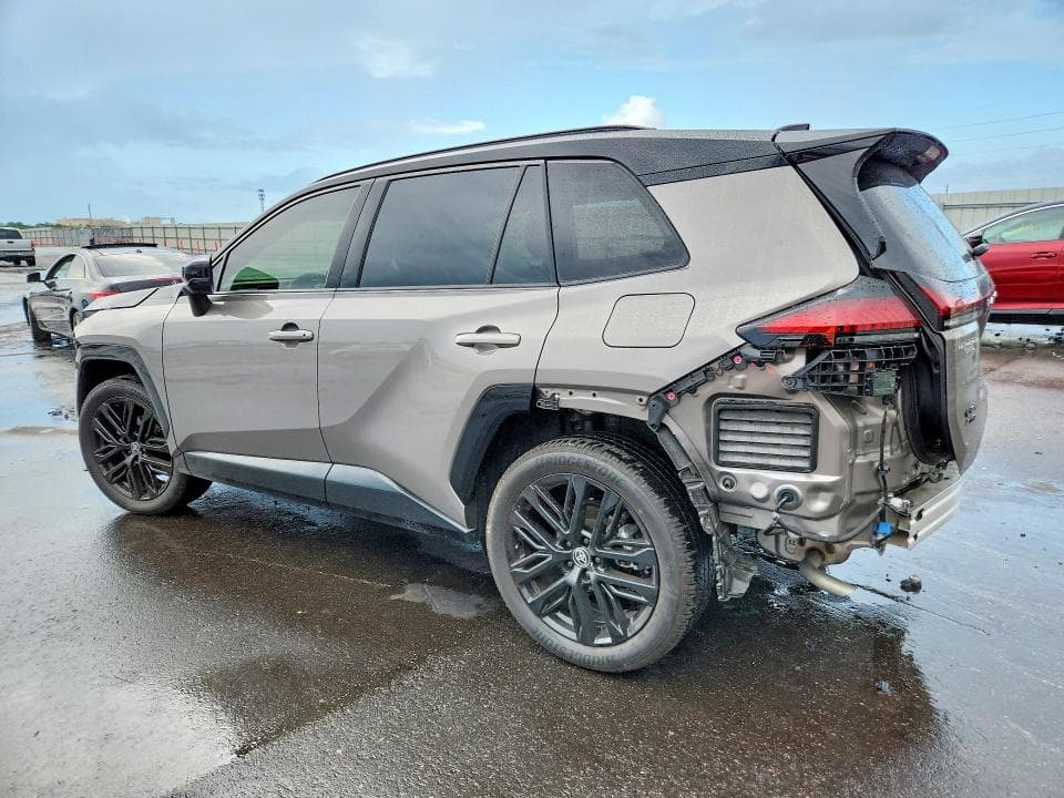 2026 TOYOTA RAV4 XSE 2
