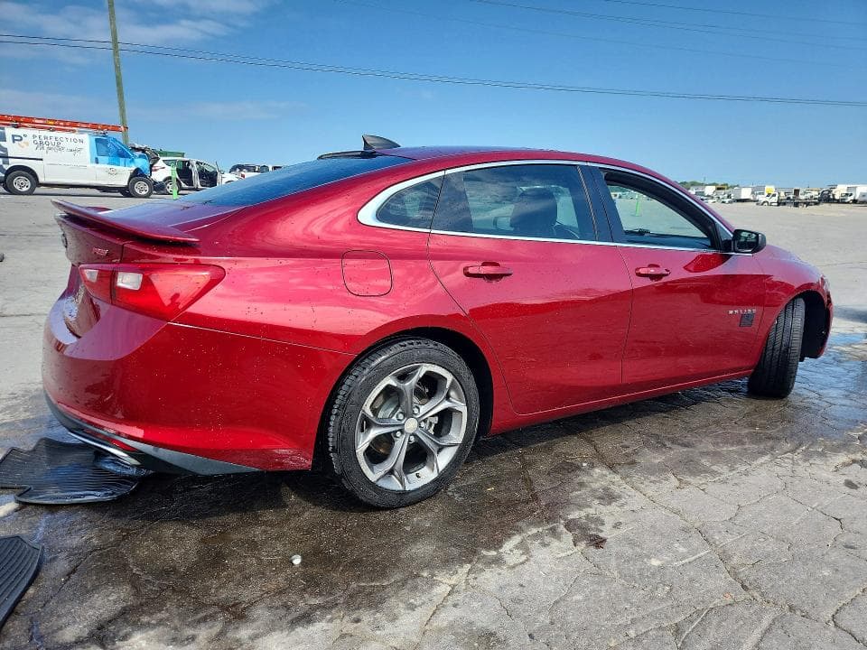 2019 CHEVROLET MALIBU RS 3