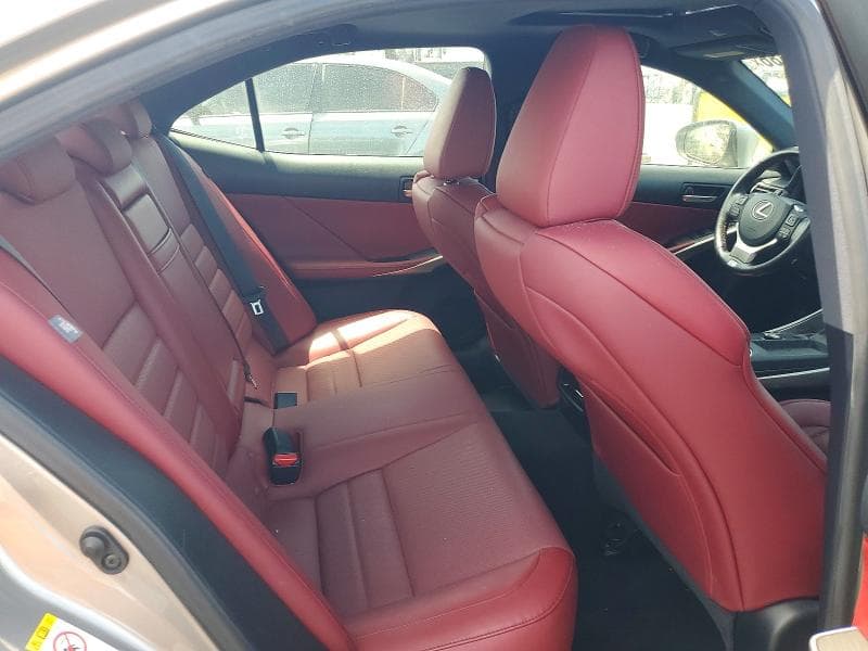 2019 LEXUS IS 300 10