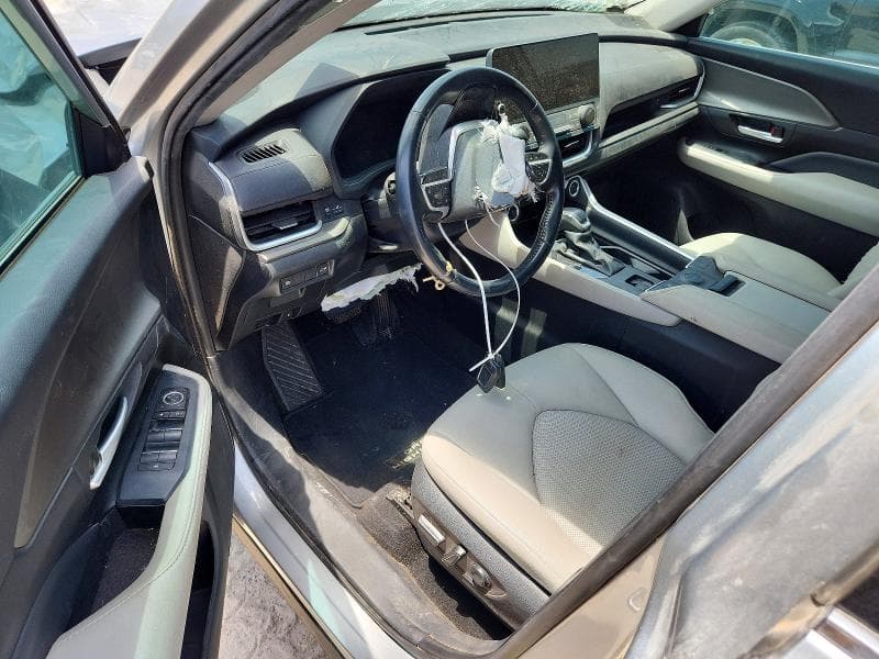 2024 TOYOTA GRAND HIGHLANDER XLE 8