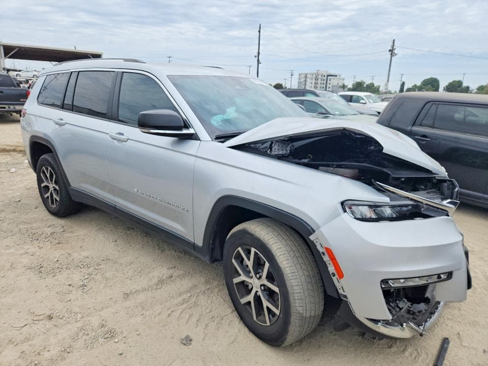 2024 JEEP GRAND CHEROKEE L LIMITED 4