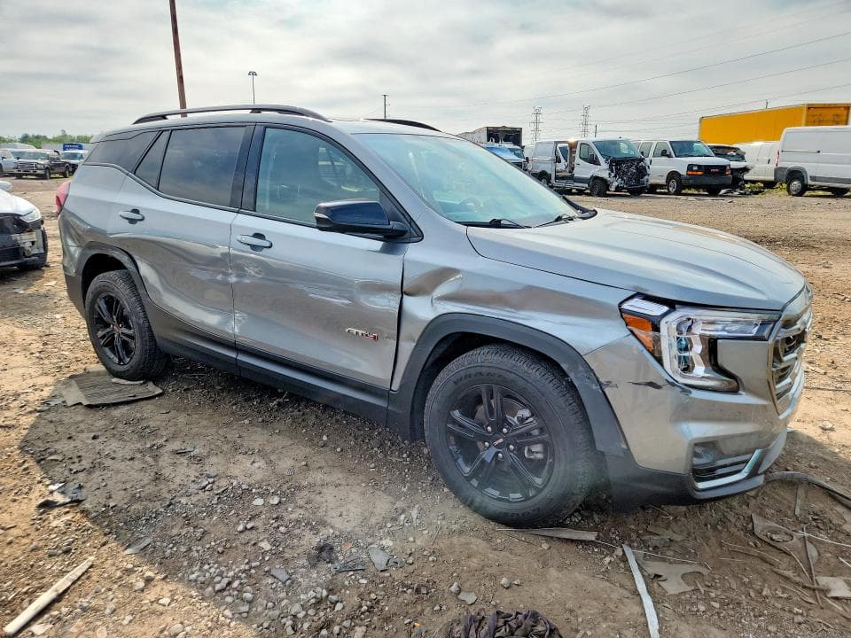 2023 GMC TERRAIN AT4 4
