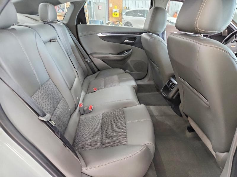 2017 CHEVROLET IMPALA LT 10
