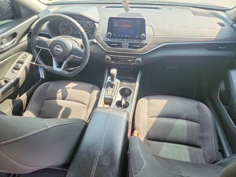 2024 NISSAN ALTIMA SV 8