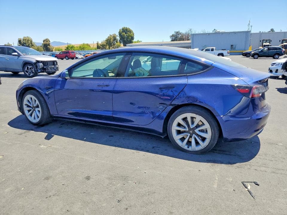 2022 TESLA MODEL 3 2