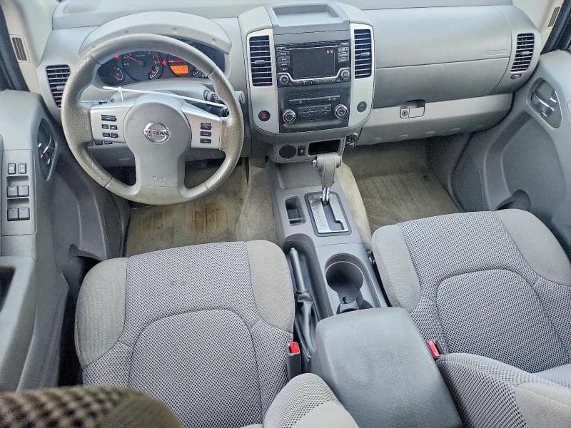 2017 NISSAN FRONTIER SV 8
