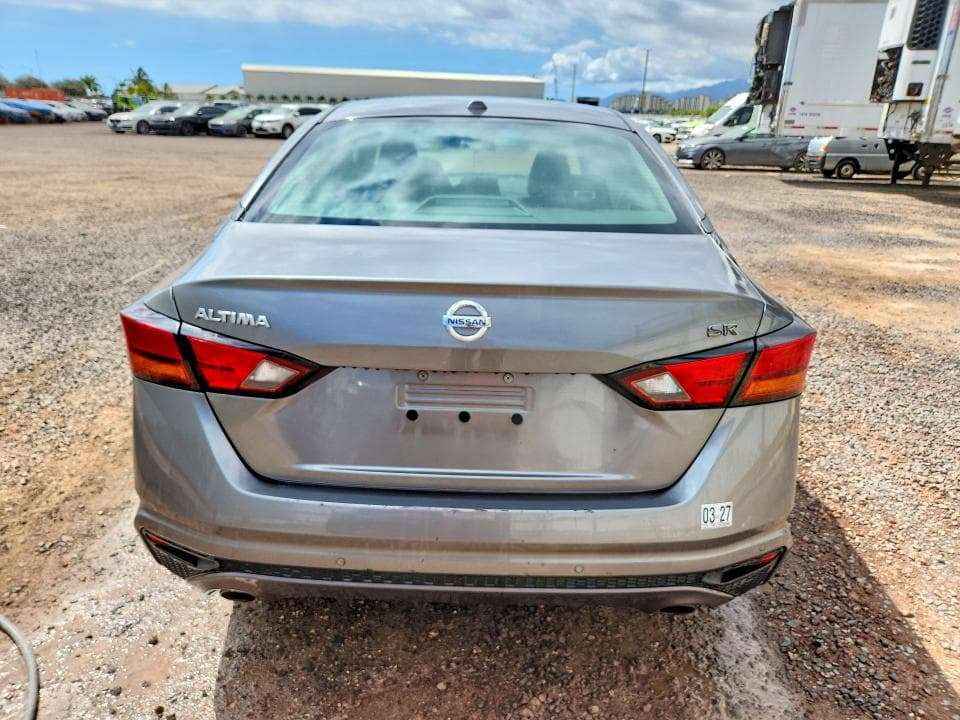 2021 NISSAN ALTIMA SR 6