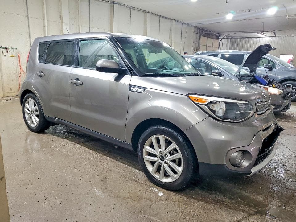 2018 KIA SOUL + 4