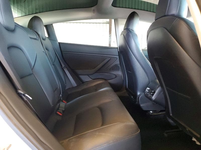 2018 TESLA MODEL 3 10