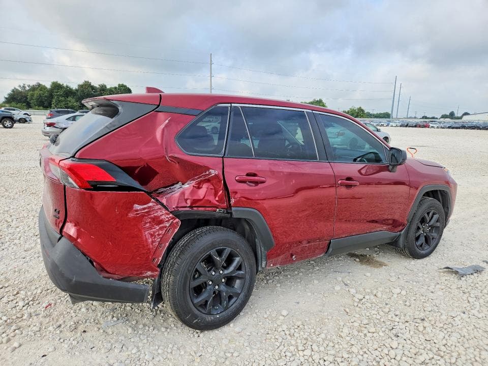 2022 TOYOTA RAV4 LE 3