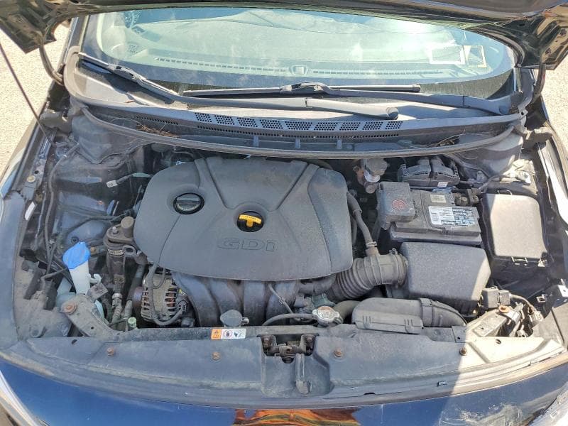 2017 KIA FORTE5 LX 11