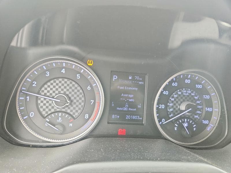2019 HYUNDAI ELANTRA SEL 9