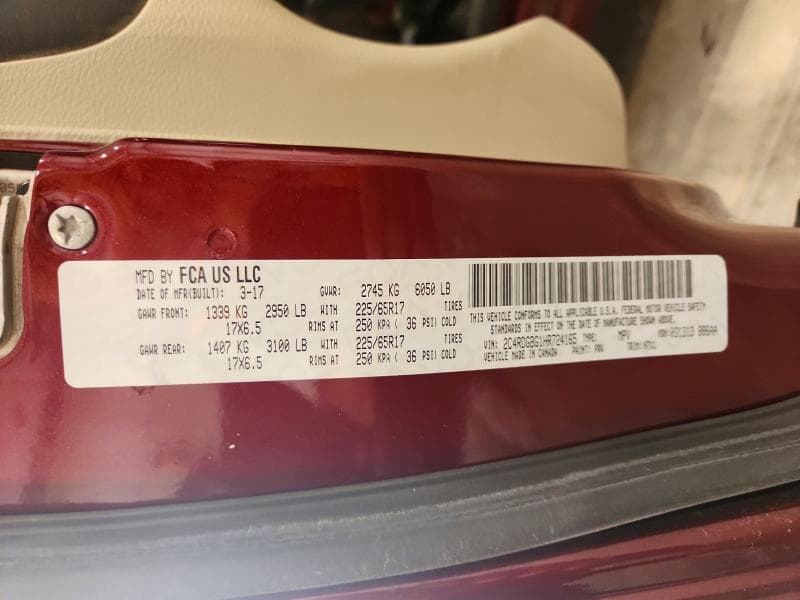 2017 DODGE GRAND CARAVAN SE 13