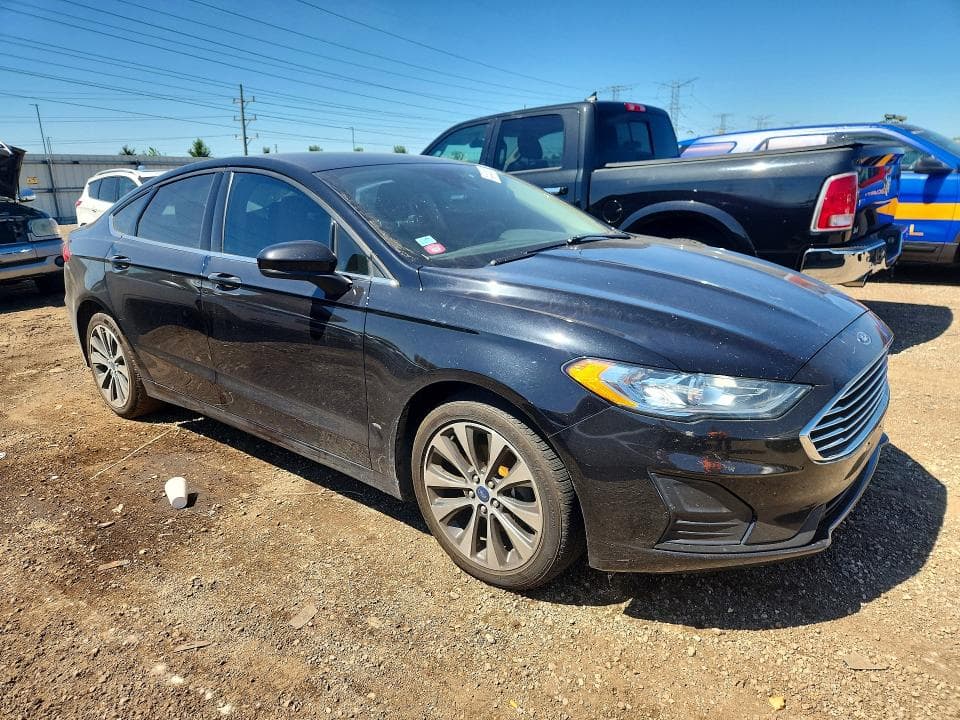 2020 FORD FUSION SE 4