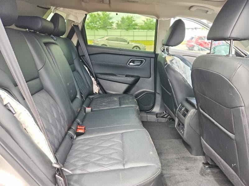 2026 NISSAN ROGUE PLATINUM 10